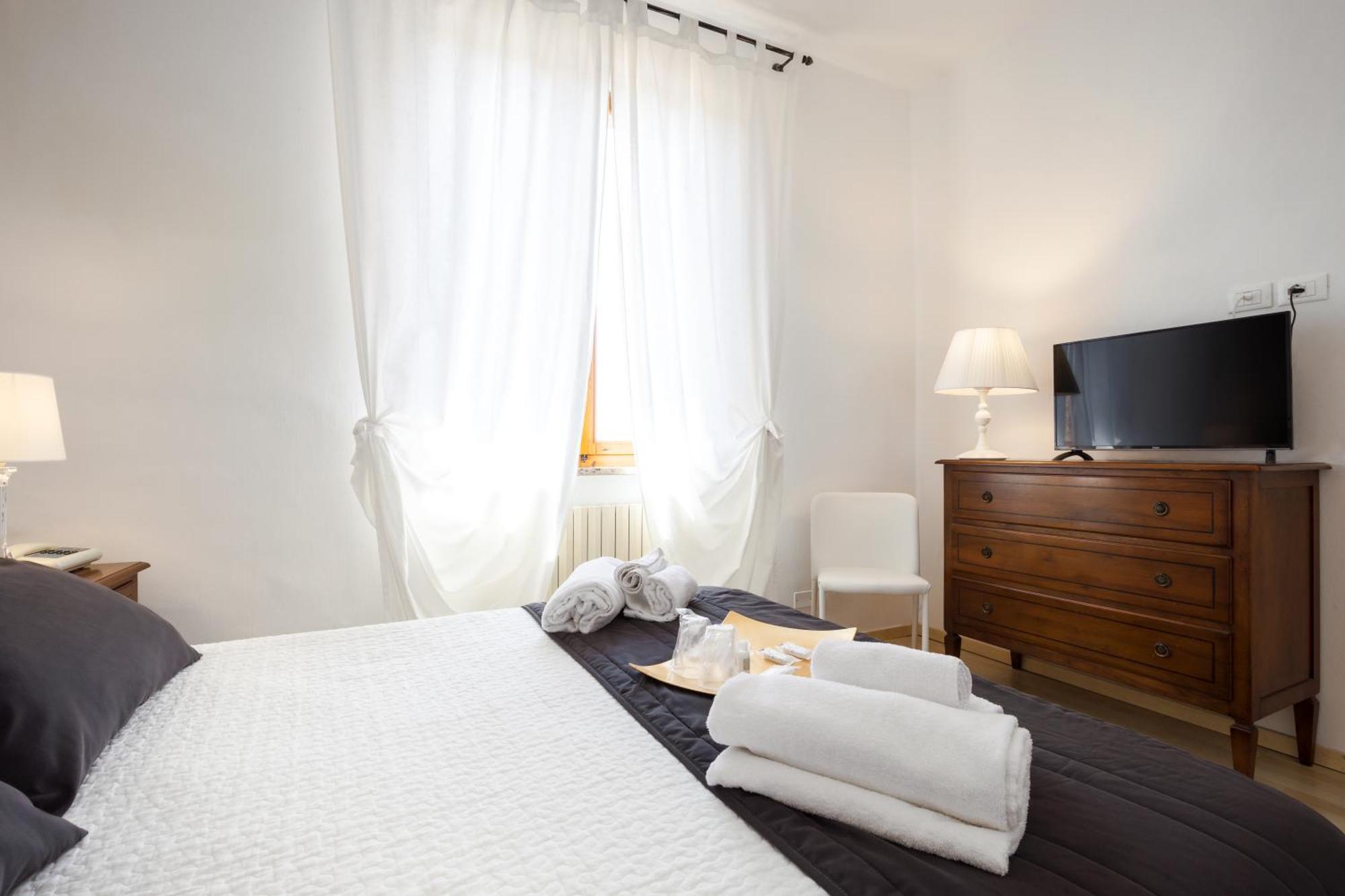 Hotel Porta Romana 3*